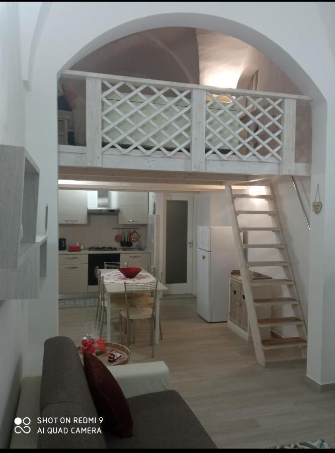 Appartement Il Nido Della Calandra à Tuglie Extérieur photo