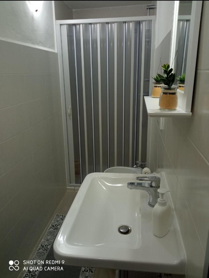Appartement Il Nido Della Calandra à Tuglie Extérieur photo